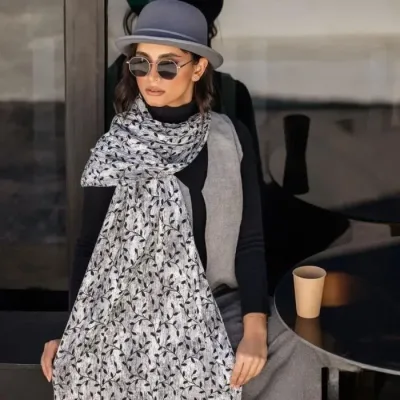 شال نخی منگوله دار تک رنگ