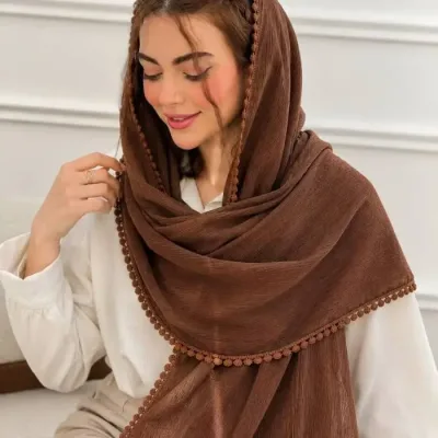 شال پلیسه دور عدسی
