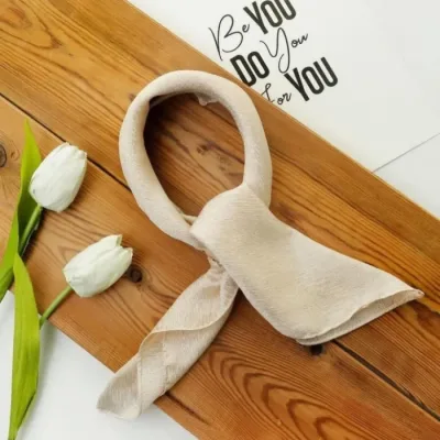 روسری ابریشمی وارداتی، رنگ ابریشم، قواره ۷۵ سانتی‌متر