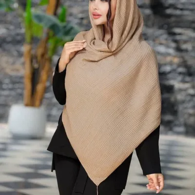 روسری نخی مربعی منگوله دار