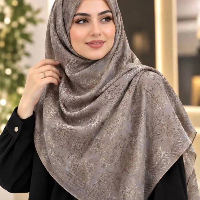 روسری فلوش قواره ۱۲۰ سانتی‌متر