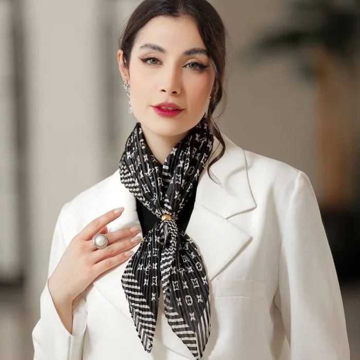 دستمال گردن ابریشمی