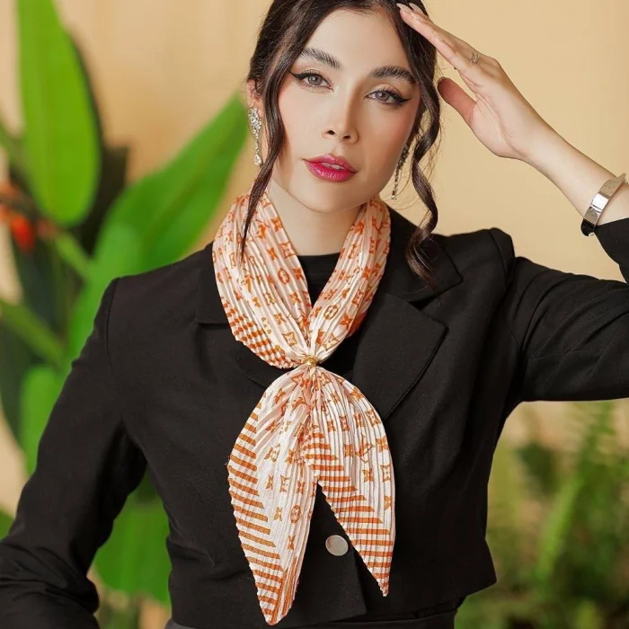 دستمال گردن ابریشمی