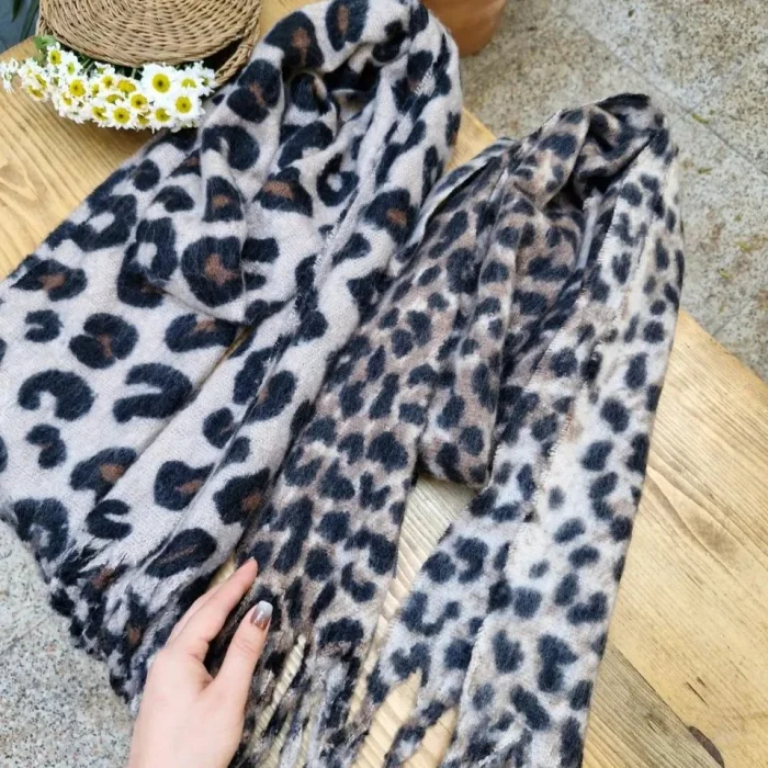 پاییزه 🍂🧡
بیگ اسکارف دورو گرم بالا
مستر کوالیتی
6تایی
1/298/000
Code 224