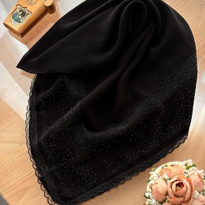 روسری کرپ مشکی