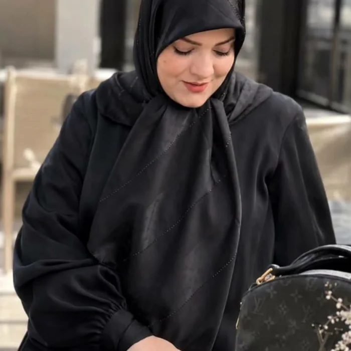 روسری سافاری نگینی مشکی